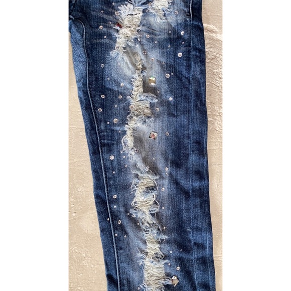 Size 1 MACHINE Jeans RHINESTONES! - Picture 6 of 8